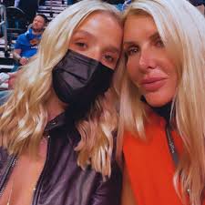 Wendy Hope Heckmann (@wendyhopemusic) • Instagram photos and videos