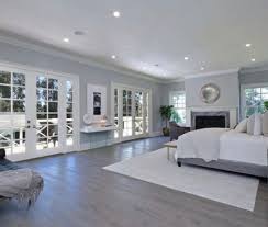 Celebrity couple kyle richards and mauricio umansky dropped $8.25 million for this encino house located in the sunny san fernando valley suburb. Real Housewives Of Beverly Hills Star Kyle Richards Bought A 8 25 Million Home That S Not In Beverly Hills Architectural Digest