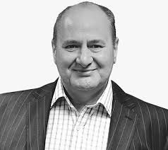 Stephen Hulme's Instagram, Twitter & Facebook