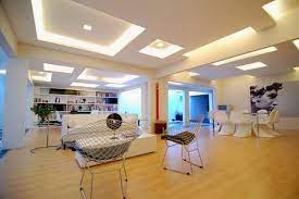 It's where you go to relax, entertain guests, play video games, watch a movie, read a book and listen to music. Impressive Ceiling Design Using Modern Led Strip Lighting For Modern Living Room Decorating Ideas With Unique Furniture Pieces Dreaming Lighting Complete Lighting Solution Provider