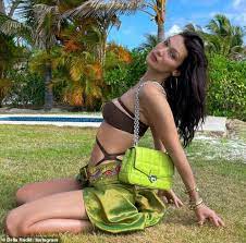 Child models,nonude models,candydoll,newstar,and many more beauties! Bella Hadid Looks Casual In A Green Jacket And Brown Sliders Worn With Socks At Milan Airport Todayuknews