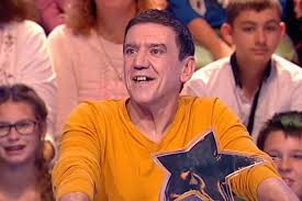 Laurent gerra rosse hommes politiques, chanteurs, acteurs, et personnalités faisant l'actualité. Les Actualites De 6h30 Les 12 Coups De Midi Le Point Sur L Affaire Christian Quesada