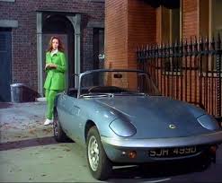 The Avengers Emma Peel S Lotus Elan Lotus Avengers Chapeaux Melon