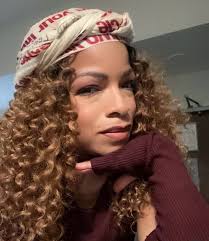 Happy Birthday to @therealkcriley1 from your day late bandmates….we still  celebrate 🎉 YOU🎂🎊🎈💕💕#klymaxxfm #klymaxx #kimcageriley  #meetingintheladiesroom #femmemafia #divasneedlovetoo #themenallpause  #happybirthdaytoyou