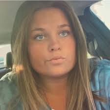 Maggie Mann (@Maggieee29)