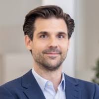 Alexander Feder's Instagram, Twitter & Facebook