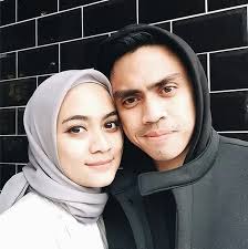 FOTO: Kisah Cinta Ayudia & Ditto, Berteman 13 Tahun Sampai Nikah