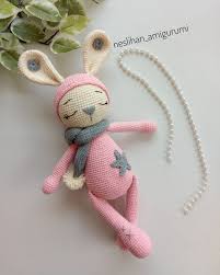 Herkese Hayirli Cumalar Bakin Burda Kim Var Zoe Uyku Arkadasi Cok Tatli Oldu Ben Cok Begendim Umarim Sizde Begenirsiniz Amigurumi Orme Bebekler Tig Isleri