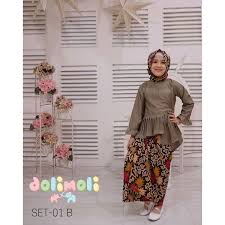 Harga bajuyuli gamis couple ibu anak syari polos adem. Harga Setelan Batik Bayi Anak Pakaian Anak Perempuan Baju Muslim Terbaik Juni 2021 Shopee Indonesia