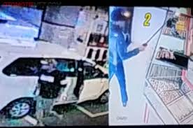 Loker operator spbu maret 2021. Avanza Sempat Dibawa Rampok Toko Emas Dan Spbu Ke Bengkel Ganti Kaca Belakang Ngakunya Ditimpuk Di Jalan Gridoto Com