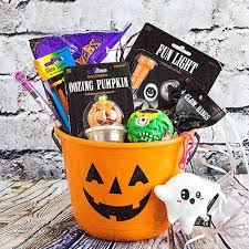 We sell a variety of halloween themed favor bags and boxes including. 10 Cute Spooky Basket Ideas For Halloween Party City