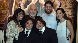She married ron gaddis in 1979, but the couple parted ways the following year. Kenny Rogers Family 5 Fast Facts You Need To Know Heavy Com