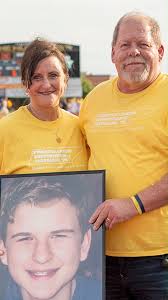 Mason’s Light foundation was started in loving memory of Mason 💛🎗️ Please  donate this month to help pediatric cancer warriors like Mason!,  #masonslight #donateblood #childhoodcancerawareness