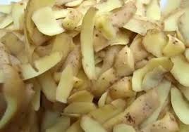 Differentes Utilisations Des Pelures De Pommes De Terre Pomme De Terre Eplucher Des Pommes De Terre Pomme