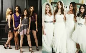 Robe de bal de promo courte devant longue derrière en mousseline_. Robe De Bal De Promo Inspiree Par Les Personnages De Pretty Little Liars