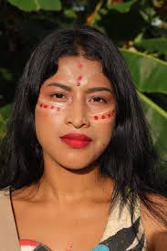 Jhesarela Pamela Robins, de 17 años, fue electa Reina Indígena 2025 en la  Costa Caribe Norte. Originaria del territorio Mayagna Sauni As en Bonanza,  su coronación se realizó en Tuapí, Bilwi, durante