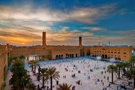 تقرير بالصور عن معالم الرياض القديمة والحديثة المرسال