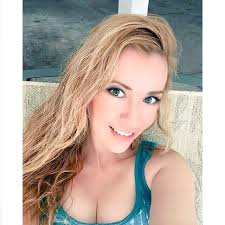 Patricia Zepeda's Instagram, Twitter & Facebook