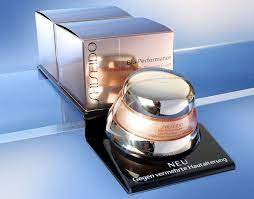 Pin Auf Pop Beauty Display