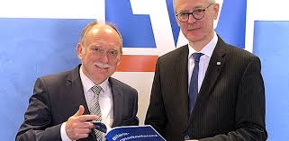Nutzen sie unsere beratungsqualität in den filialen vor ort oder. Erfolgreiches Geschaftsjahr Fur Neugegrundete Volksbank Sudwestfalen Oberberg Aktuell