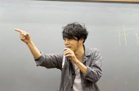 ブスは顔じゃない キングコング西野さんの名言が優しくて沁みる 4meee キングコング 西野 メンズ ヘアスタイル 西野