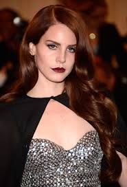 26 Auburn Hair Colors That Aren T Your Average Red Hair Color Auburn Auburn Hair Dark Auburn Hair