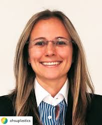 We are so proud of PGY5 resident (2nd year independent) Monica  Llado-Farrulla who matched for gender affirming fellowship @ohsuplastics !  Monica is a board certified general surgeon (Tulane) and currently a rising