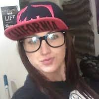 Heather Dunnington's Instagram, Twitter & Facebook