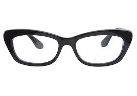Love L747 Black Eyeglasses Are Absolutely Purrrfect These Bold Cat Eyeglasses Come In Glossy Black Acetate With Flexible Spr Nerdy Glasses New Glasses Glasses