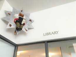 The family's announcement was issued by penguin young leaders. Eric Carle Museum Expands Online Offerings To Include Story Times For Young Masslive Com