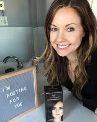 This mom of 5 (creamfilleddonuts) shows that you can still get salon style  color results