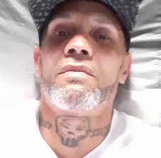 Is it normal for a Razor scooter battery to go from full to low