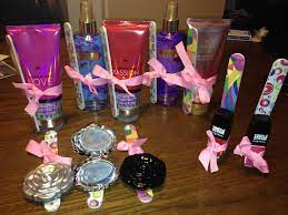 Pin By Rebecca On My Sisters Bridal Shower Baby Shower Game Prizes Bridal Shower Games Prizes Baby Shower Prizes