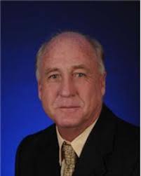 Earl Huggins's Instagram, Twitter & Facebook