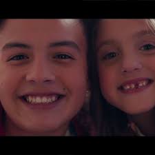 Ganador de la voz kids colombia 2018 @valense99lv. Anabella Queen Como Ninos Ft Juanse Laverde Video Oficial 360p By Ariadna And Mireia
