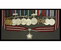 army badge Auctions Prices | army badge Guide Prices