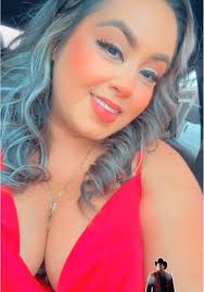 Michelle Olmos (@mchll_rsls)