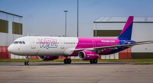 Easyjet has unveiled a new livery to mark its 20th anniversary, 17 years after its most recent update. Wizz Air Makes Huge Profit After Ryanair And Easyjet Suffer Simple Flying