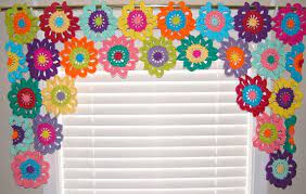 Maybe you would like to learn more about one of these? Flower Valance Flower Curtains Crochet Curtains Kitchen Curtains Colorful Curtains Custom Curtains Window Valance Cortinas De Ganchillo Cortinas Personalizadas Cortina De Flores