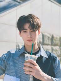 Discover images and videos about cha eunwoo from all over the world on we heart it. Eunwoo Astro Aesthetic Blue Orang Lucu Aktor Aktor Korea