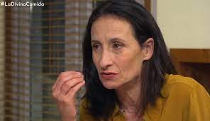 Sie ist besonders berühmt für ihren auffälligen style und ihr charmantes. Amparo Noguera Hablo De Su Despido De Tvn En La Divina Comida
