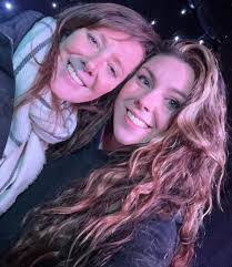 Amy Shute's Instagram, Twitter & Facebook