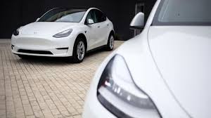 Stock rises friday, outperforms market. Tesla S Dirty Little Secret Its Net Profit Doesn T Come From Selling Cars Cnn
