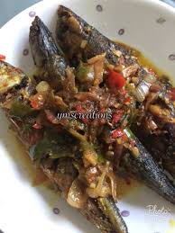 Namun sayangnya, ikan sarden kalengan memiliki banyak pengawet dan penyedap nah, itulah resep ikan sarden yang instan dan gak sesulit yang kamu bayangkan, kan? My Sweet Home Ikan Sardin Goreng Cili