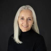 200+ "Sandra Ba&" profiles