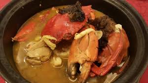 After flipping through the menu, we ordered drunken indo crab with ginger, chef hong sang har mee, spinach, stired fried beef with black pepper and chicken with curry leaf. Pure Ginger Wine Crab Picture Of Sweet Inn Seafood Noodle Petaling Jaya Tripadvisor