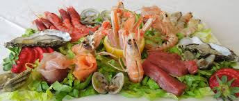 Mazzancolle sale e pepe gamberoni piccanti gamberoni con verdure miste gamberetti con asparagi misto di mare saltato fiore di seppia con verdure miste capesante al forno con mozzarella Crudite Di Pesce Capriccio Di Mare Ristorante Enoteca Chef Gianni Bono Montalto Marina Viterbo