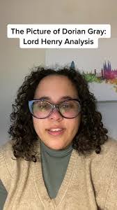 Jillian Cartwright's Instagram, Twitter & Facebook