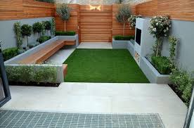 1001 Ideen Und Bilder Zum Thema Sichtschutz Selber Bauen Kleine Hinterhofgarten Gartenideen Fur Kleine Garten Hinterhof Designs