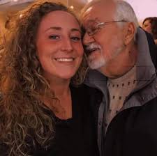 Urgent: Dog groomer for simple wash and blowout